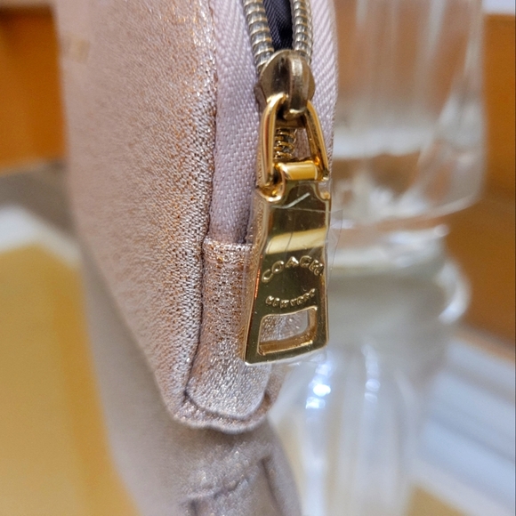 Coach 2 piece - Picture 4 of 5